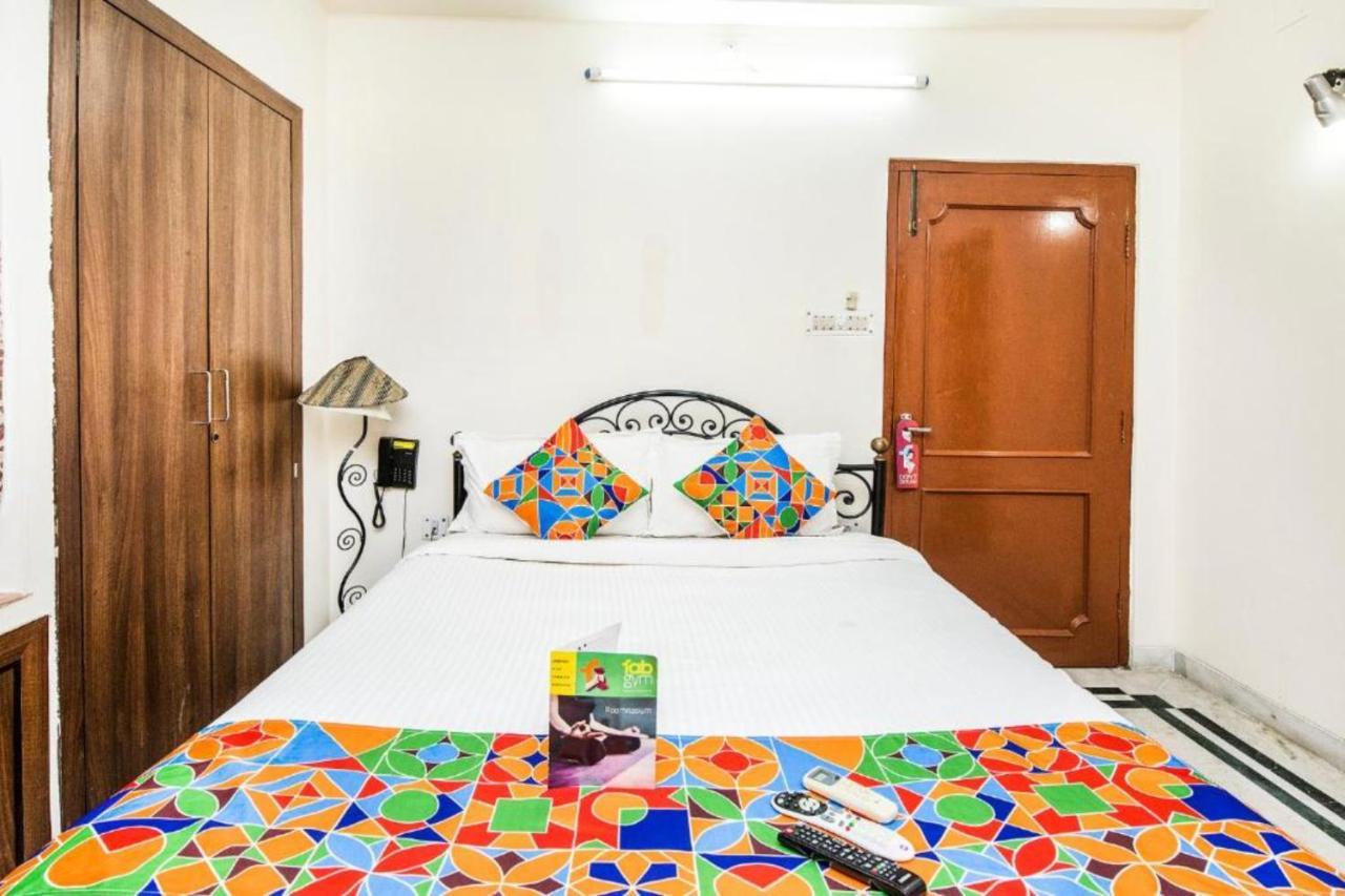 Hotel Ullash Residency Salt Lake Kolkata - Fully-Air-Conditioned-Hotel Spacious-Room With-Parking-Facility Солт-Лейк-Сити Экстерьер фото